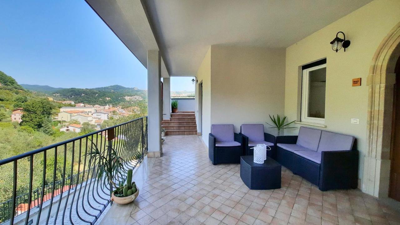 Casa Elisabetta Shortlets Appartement Caposele Buitenkant foto